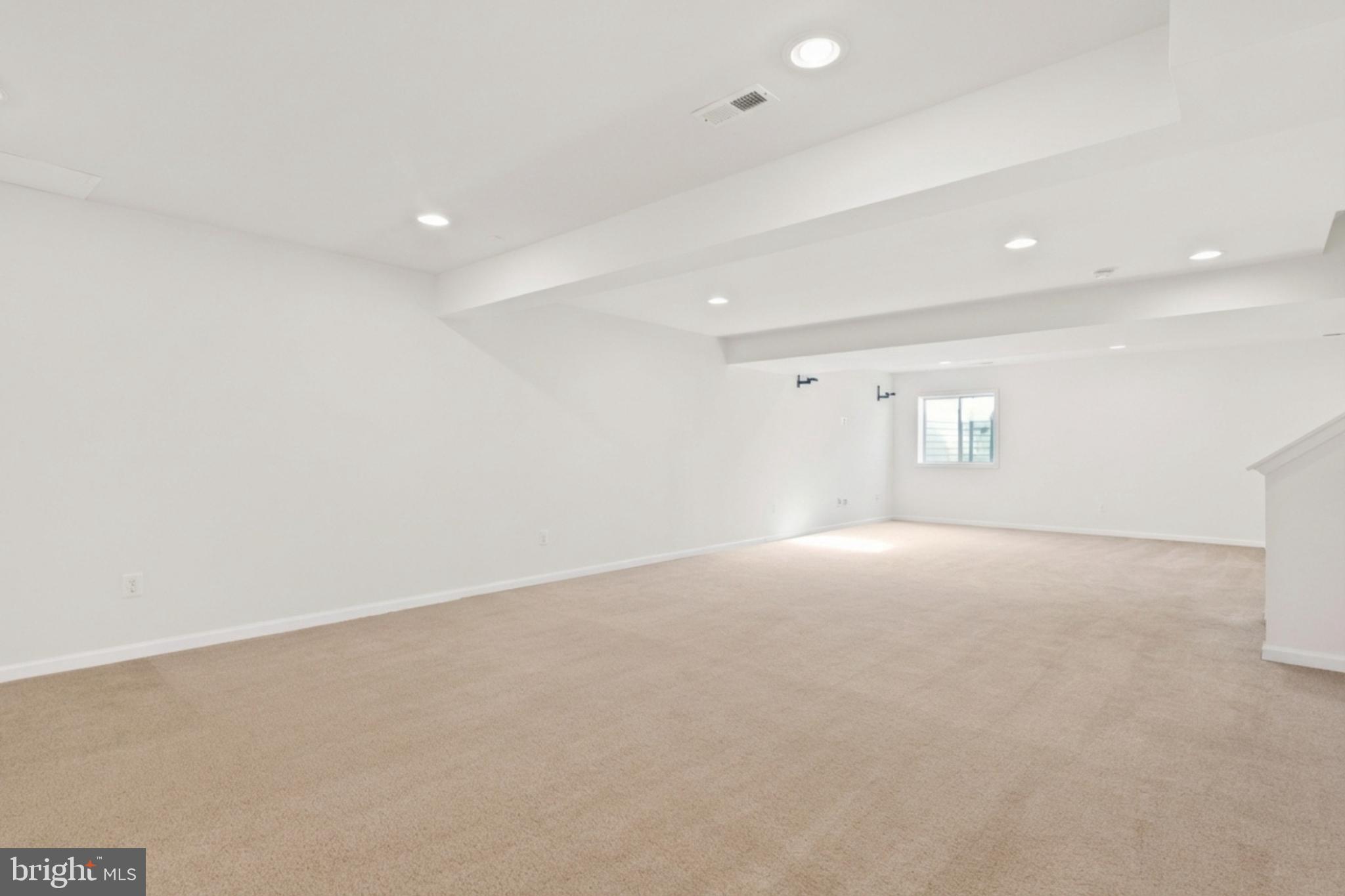 SNOWDEN BRIDGE - Residential