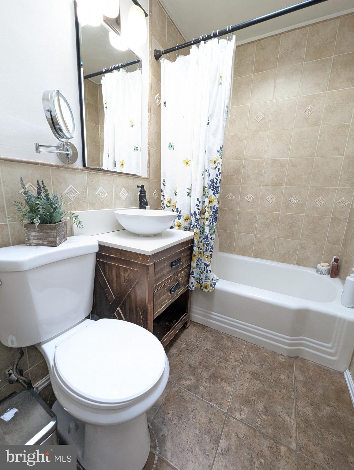 MAYFAIR - Residential