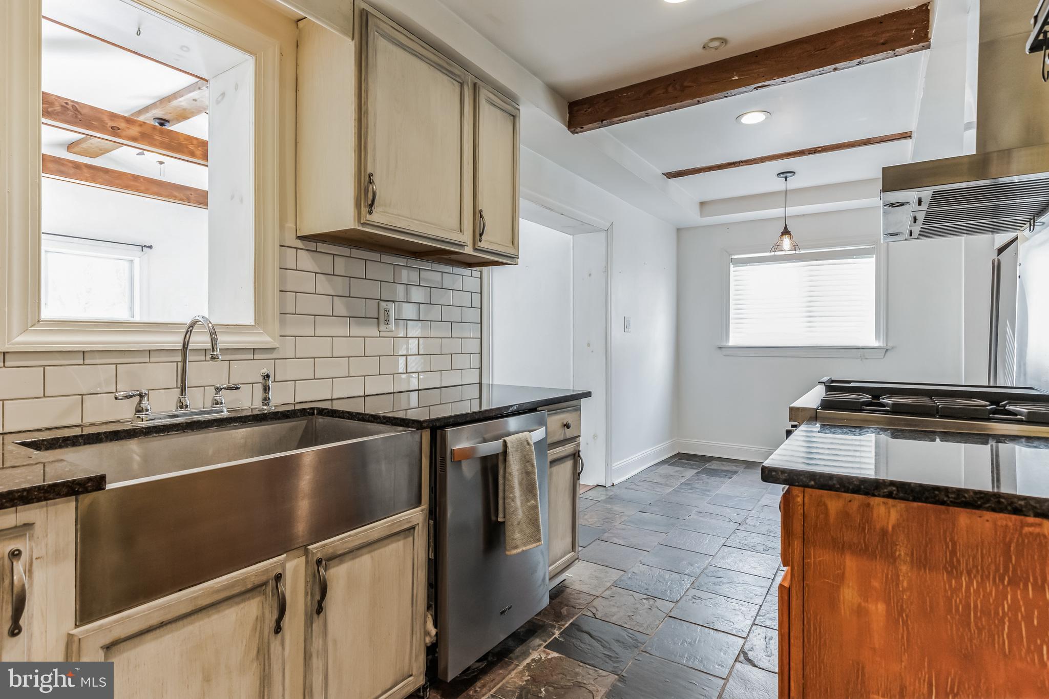 BLOOMING GLEN - Residential