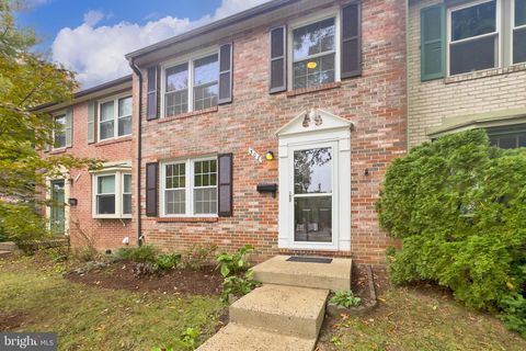 308 GUNDRY DRIVE FALLS CHURCH VA 22046