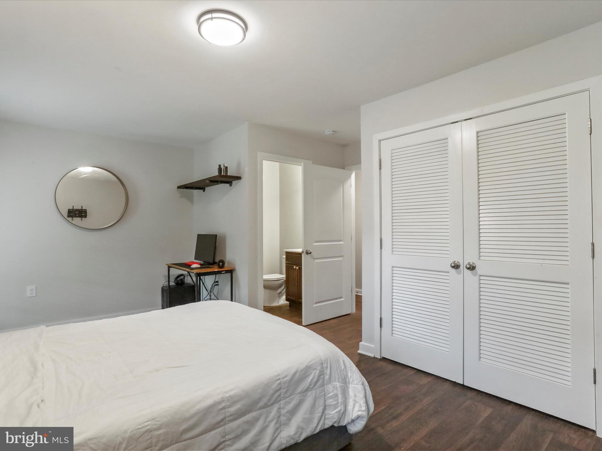 BROOKFIELD - Residential