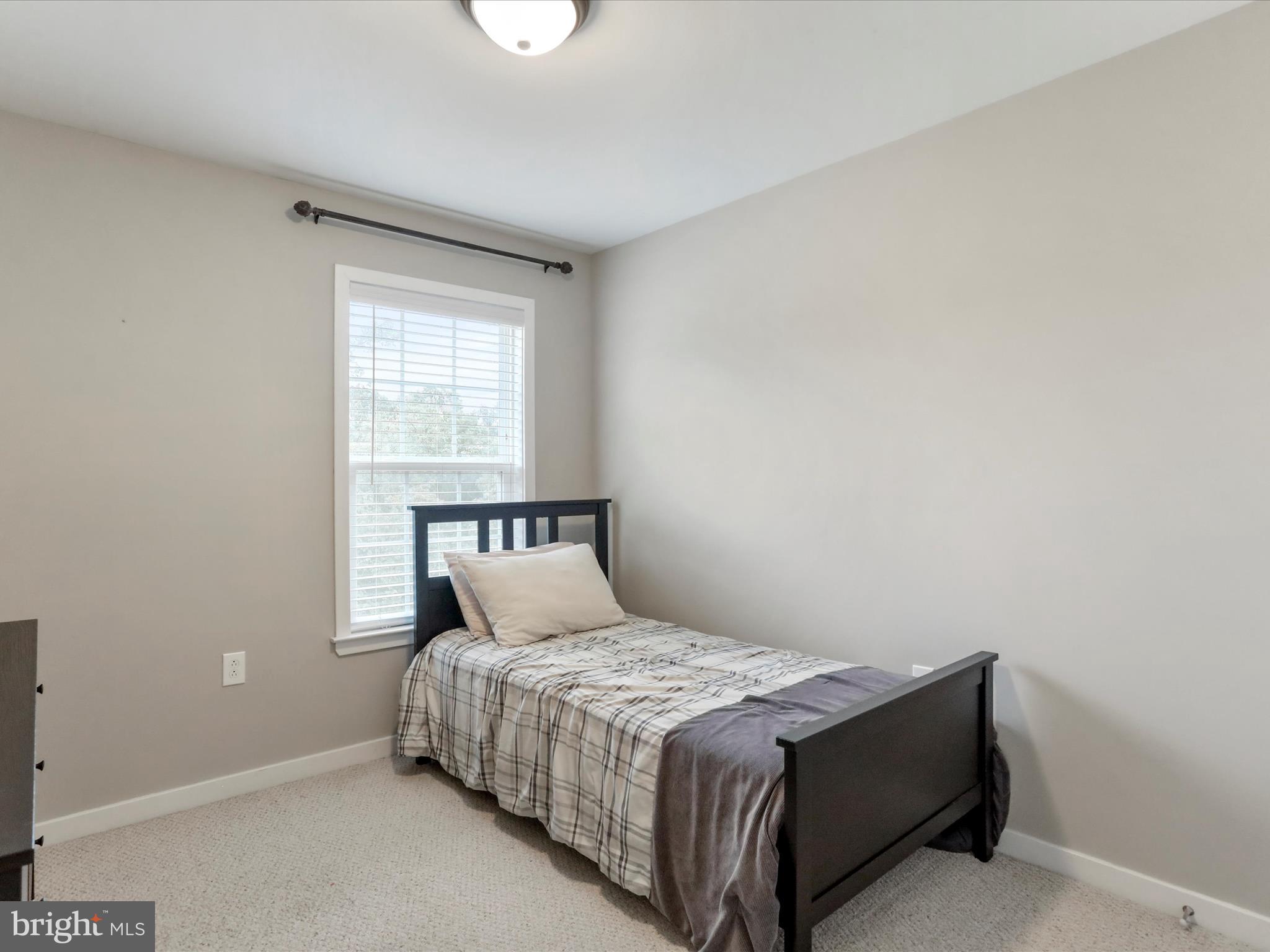 BROOKFIELD - Residential