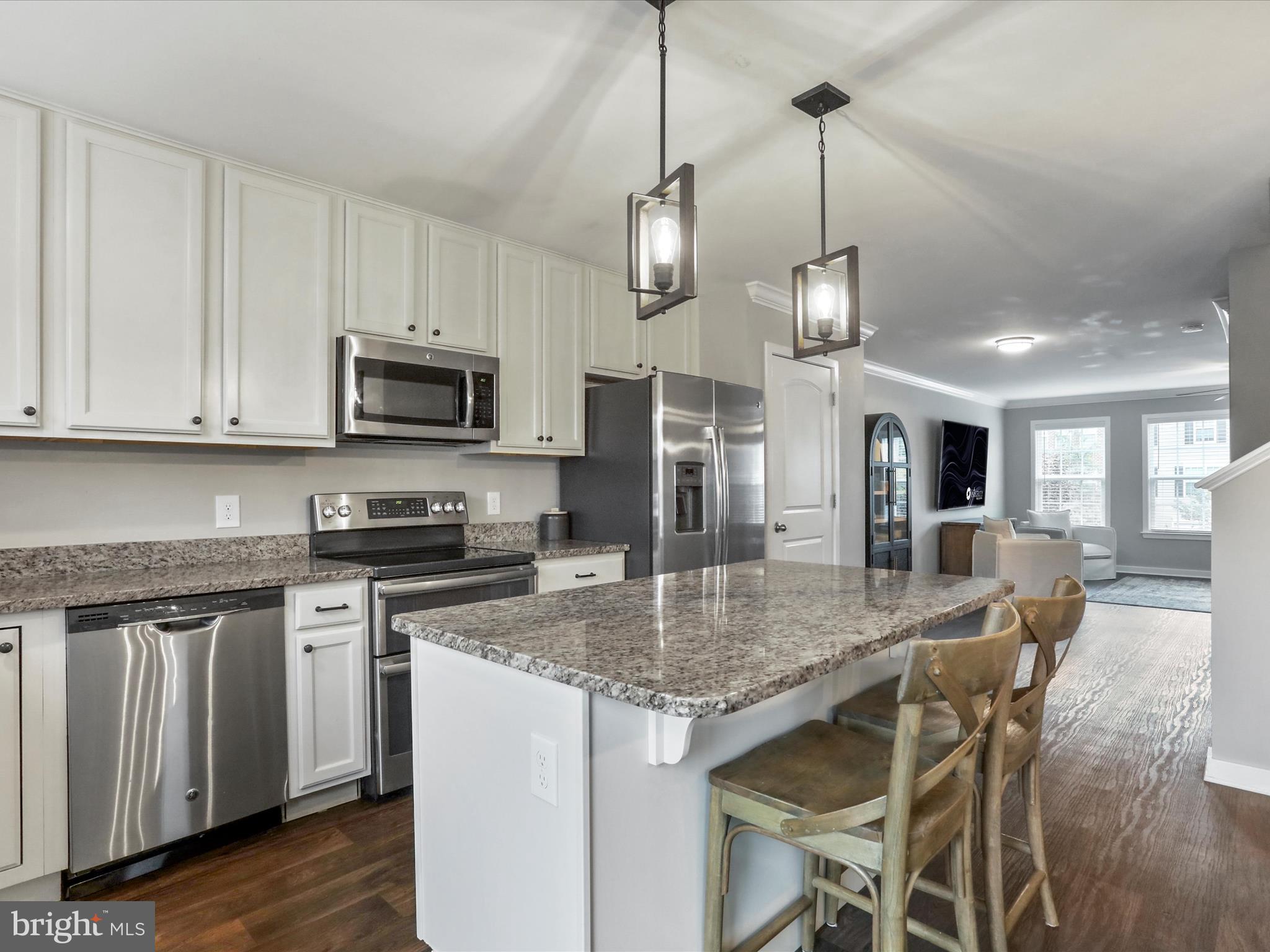 BROOKFIELD - Residential