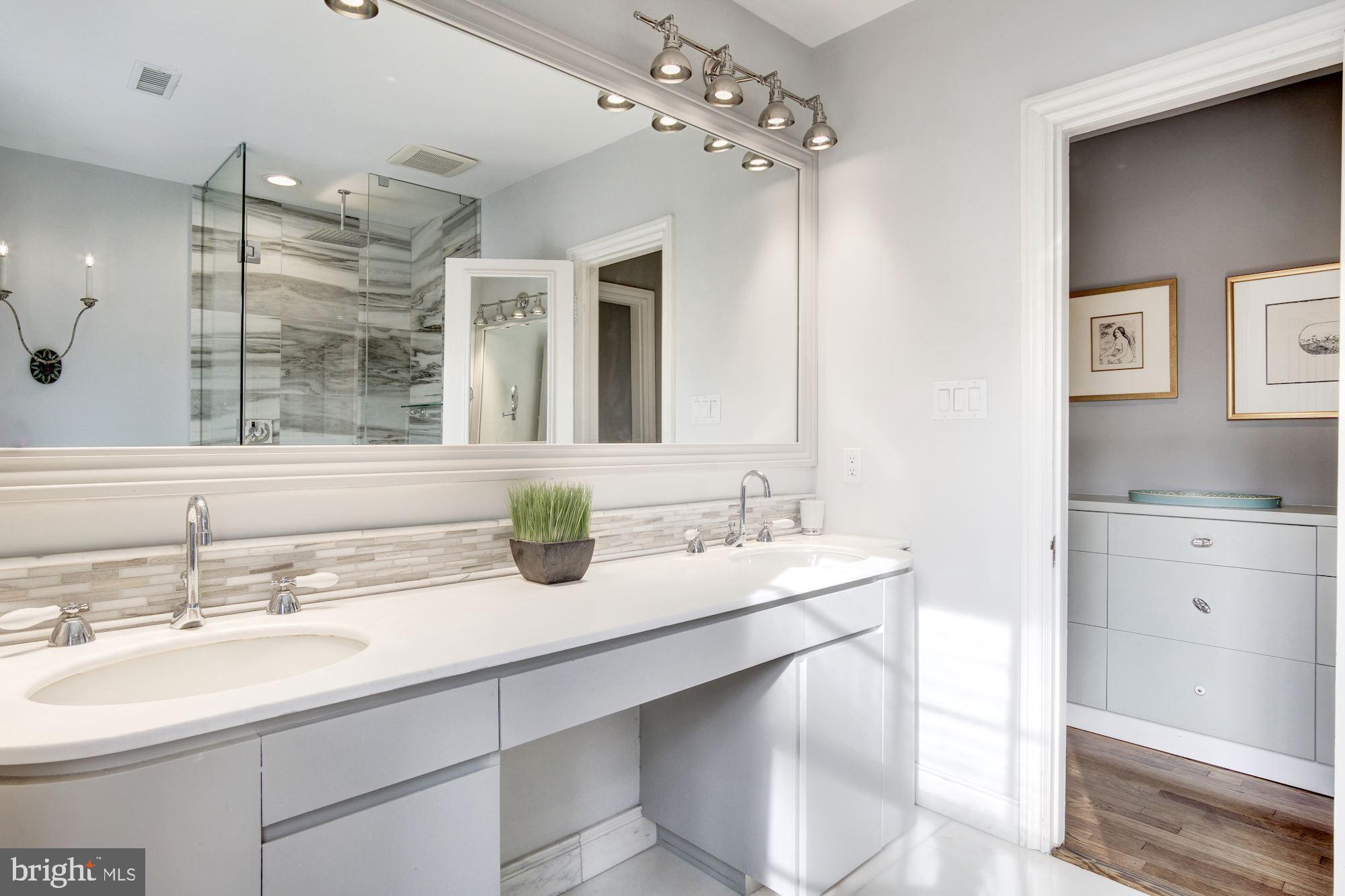 WESLEY HEIGHTS - Residential