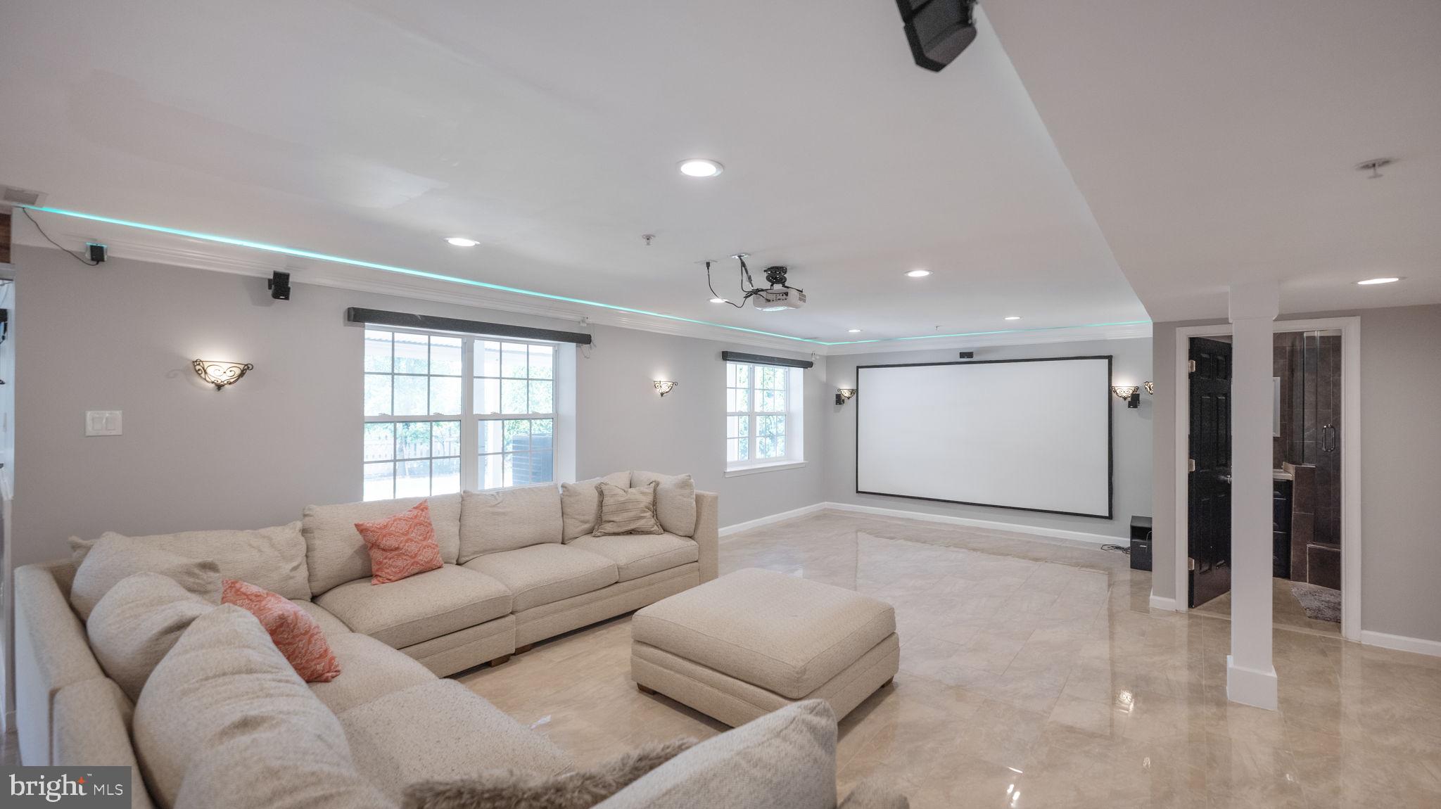 ARORA HILLS - Residential