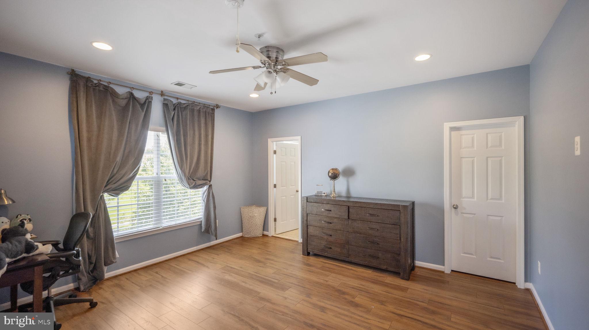 ARORA HILLS - Residential