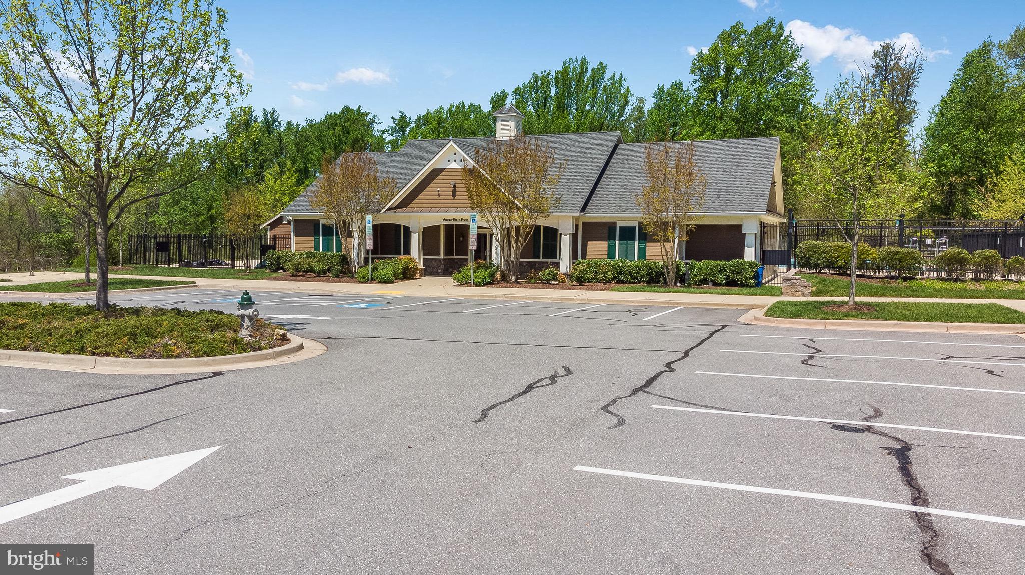 ARORA HILLS - Residential