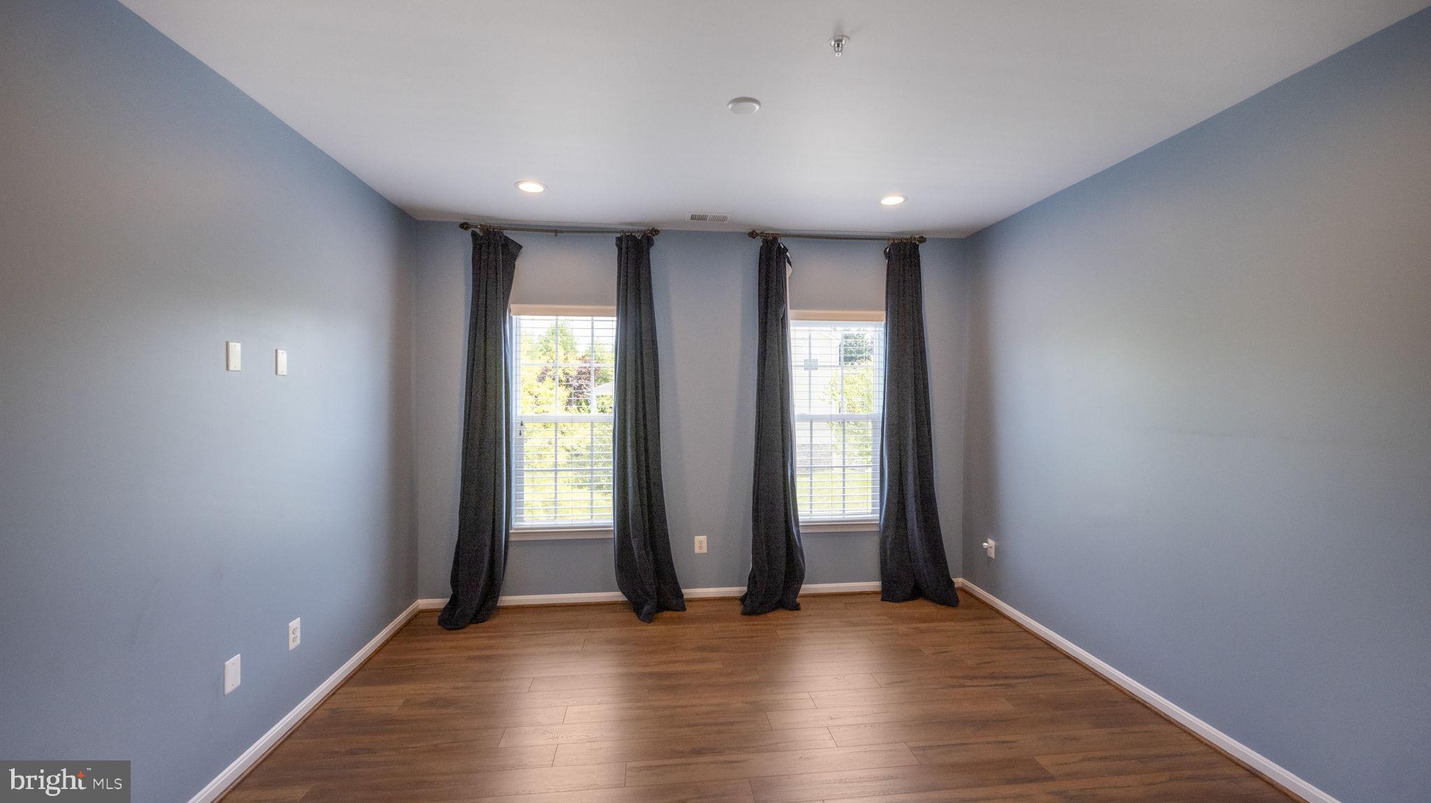 ARORA HILLS - Residential