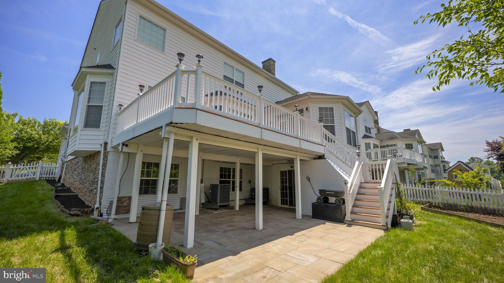 ARORA HILLS - Residential