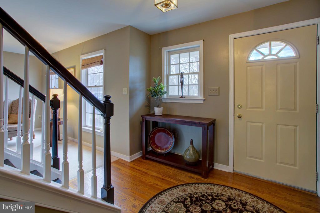 Photo of 239 KINGSBRIDGE DR, LITITZ, PA 17543 (MLS # PALA2029638)