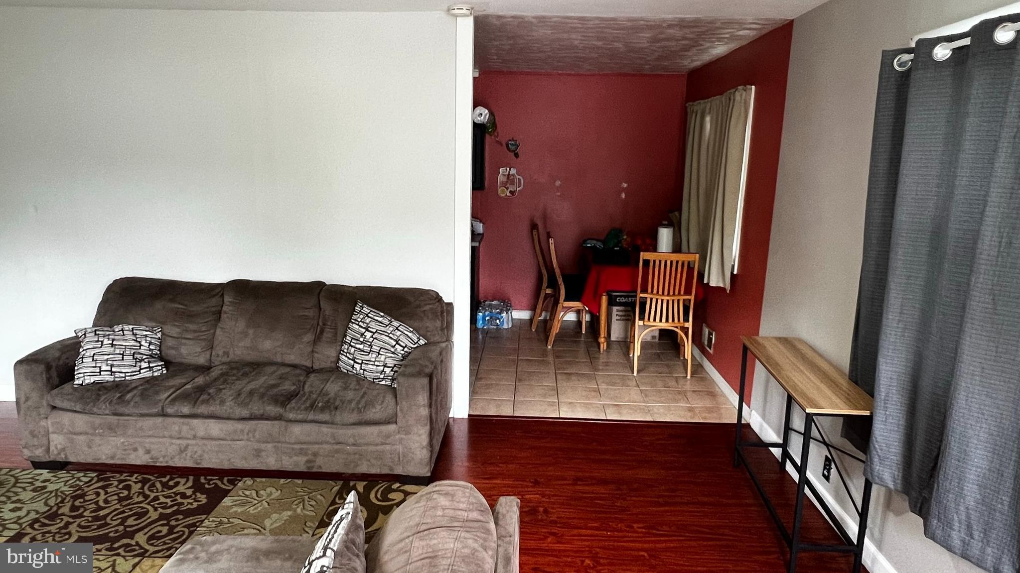 FAIRLAWN - Residential