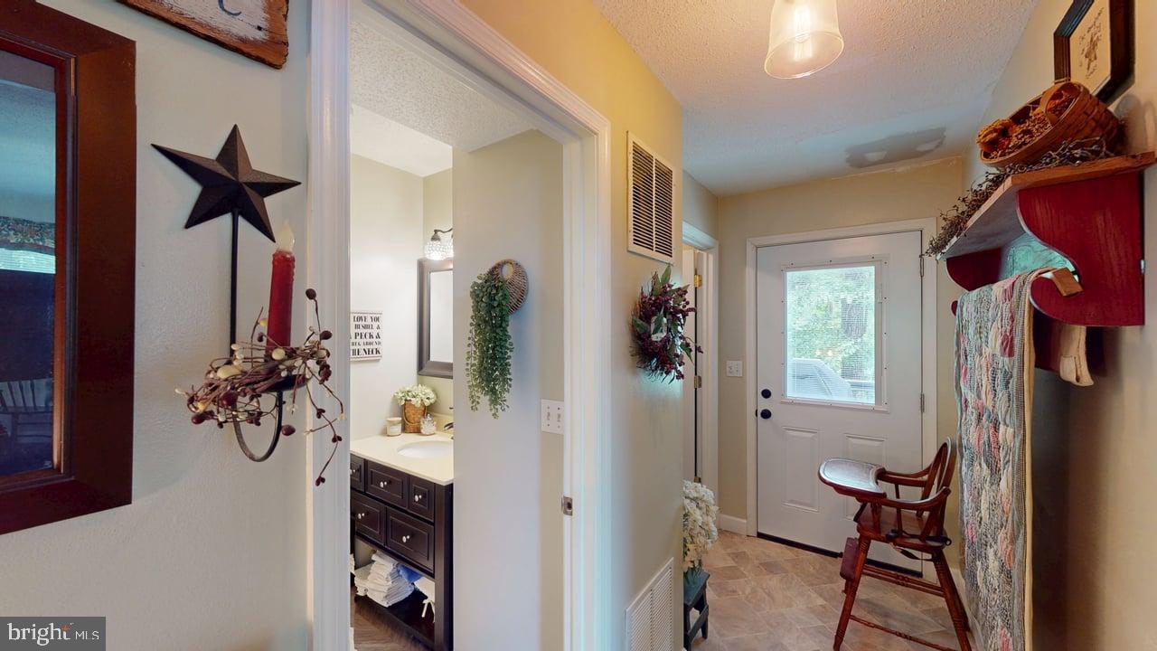 DOGWOOD - Residential