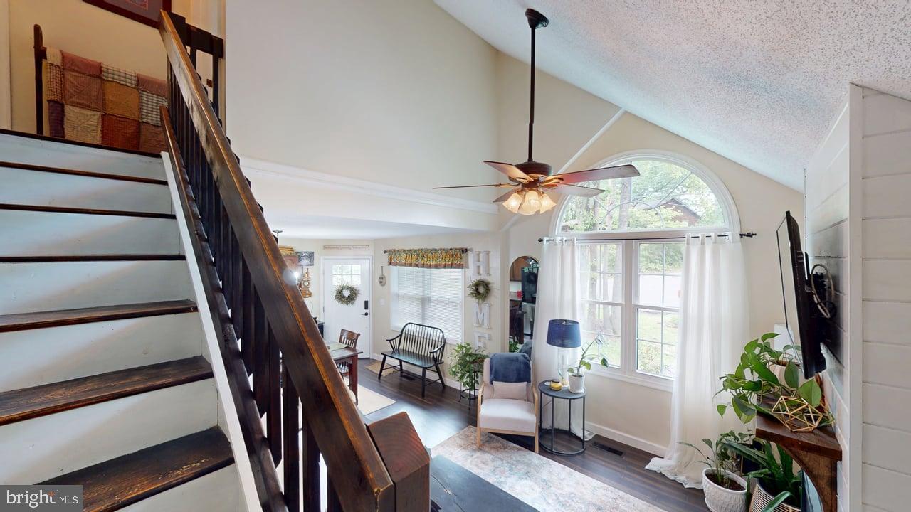 DOGWOOD - Residential