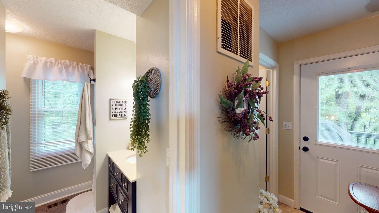 DOGWOOD - Residential