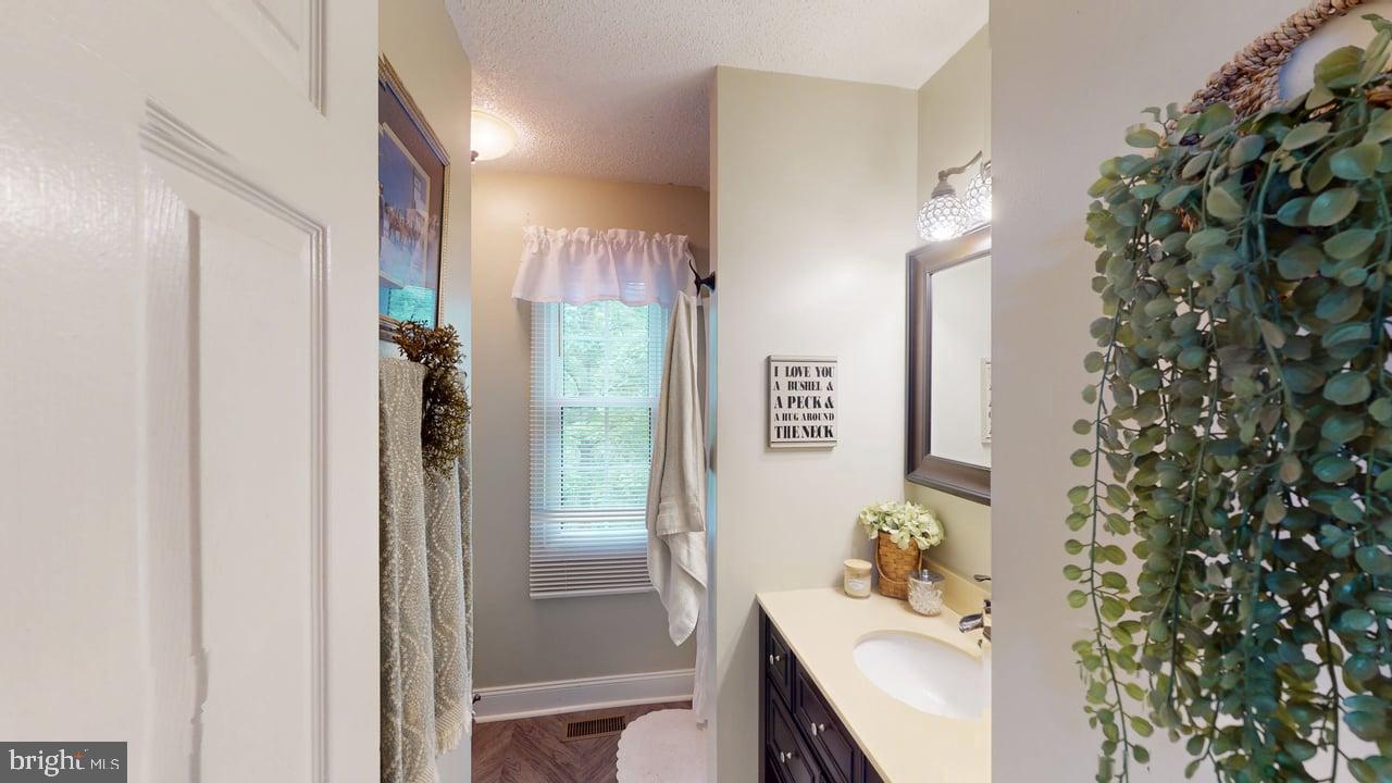 DOGWOOD - Residential