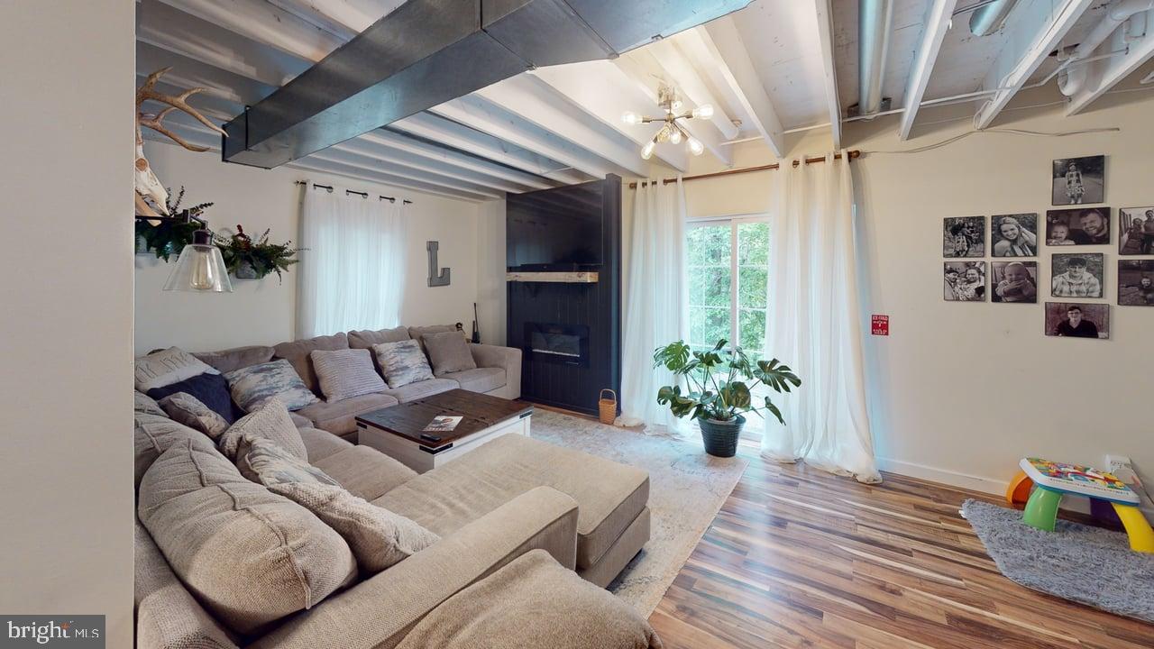 DOGWOOD - Residential