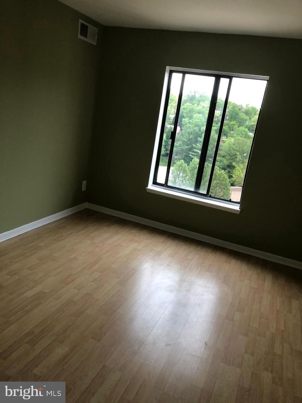 Photo of 3100 S Manchester Street #917, FALLS CHURCH, VA 22044 (MLS # VAFX2277508)