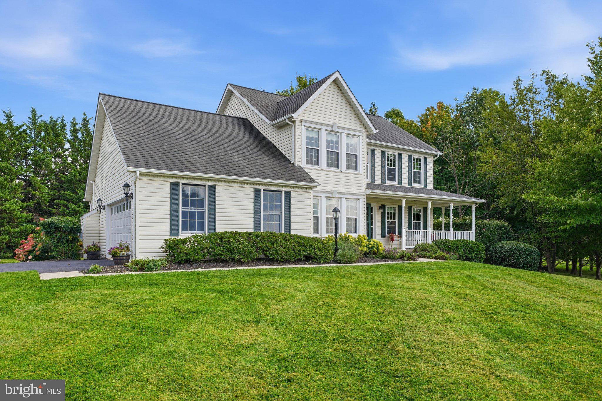 4007 WINDWARD DRIVE