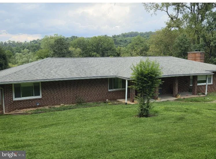 35 Lake Front Road, Front Royal, VA, 22630