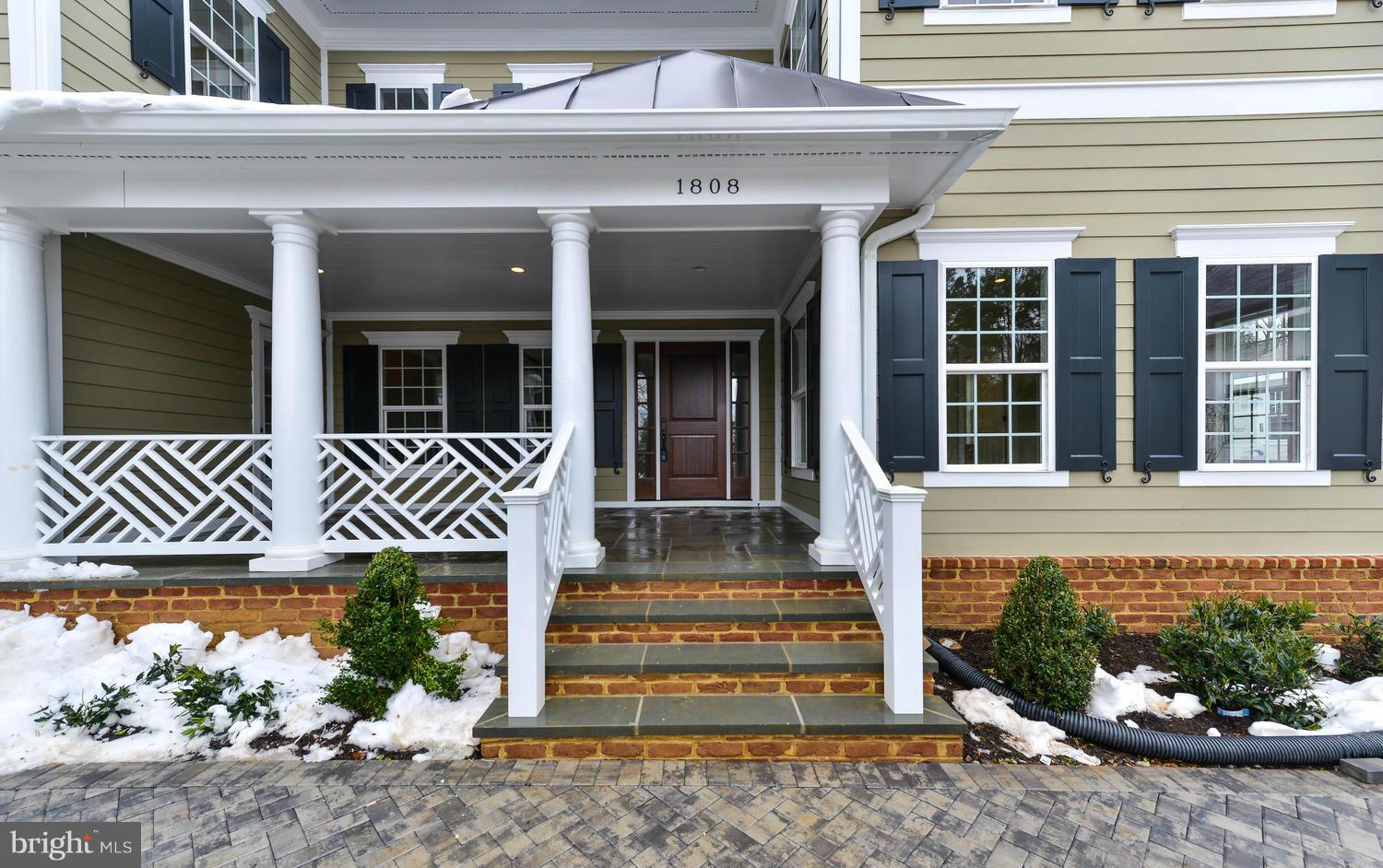 HOLLINDALE - Residential