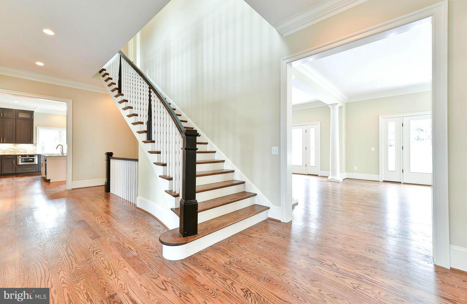 HOLLINDALE - Residential