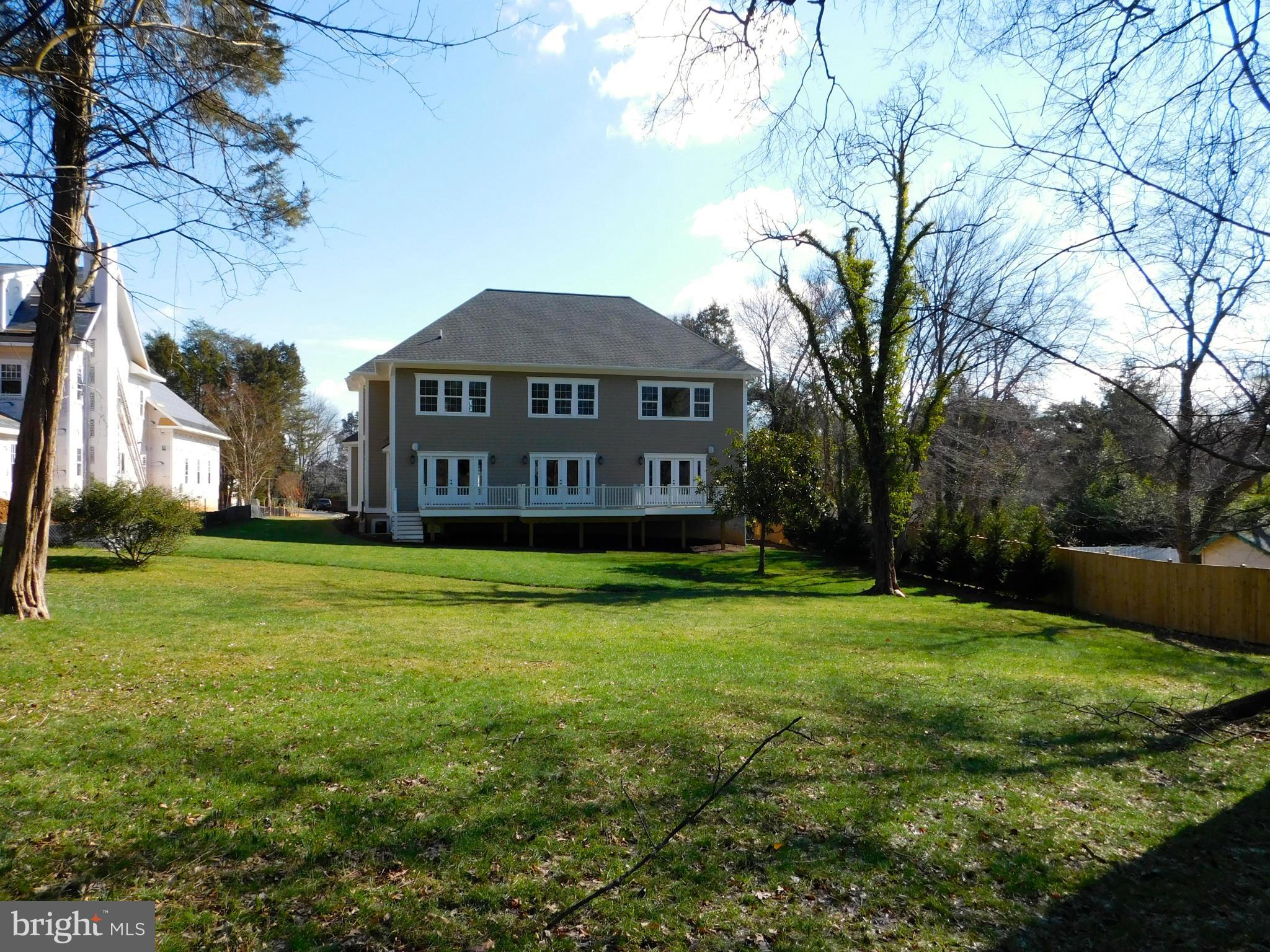 HOLLINDALE - Residential