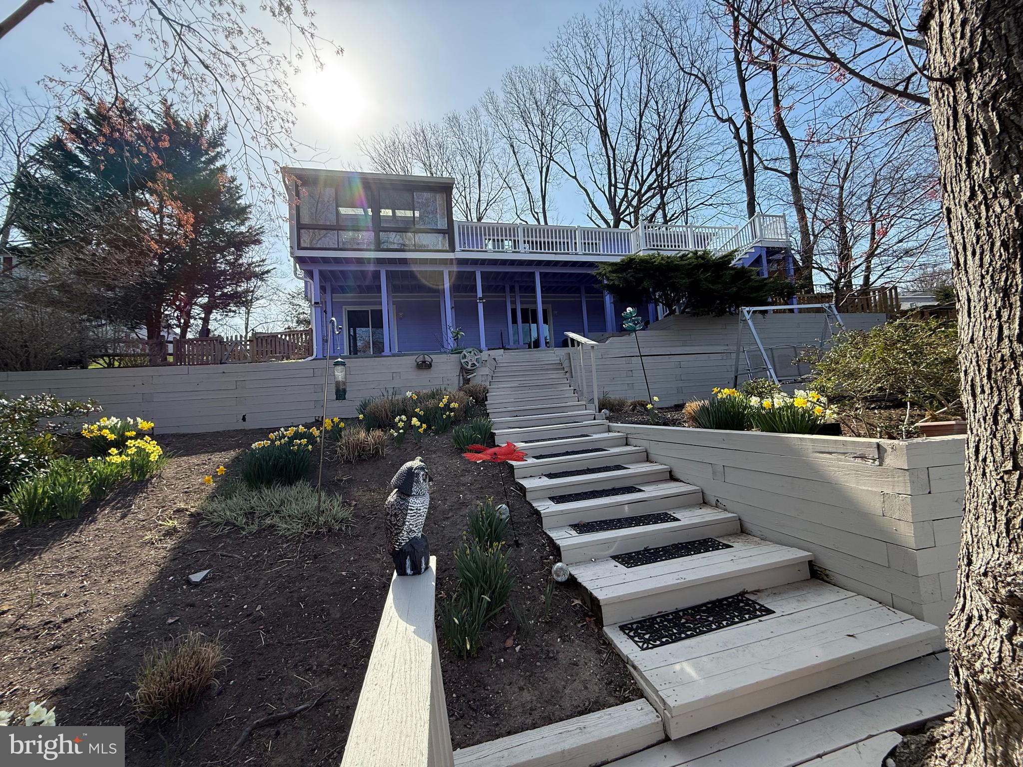 LAKE SHORE - Residential