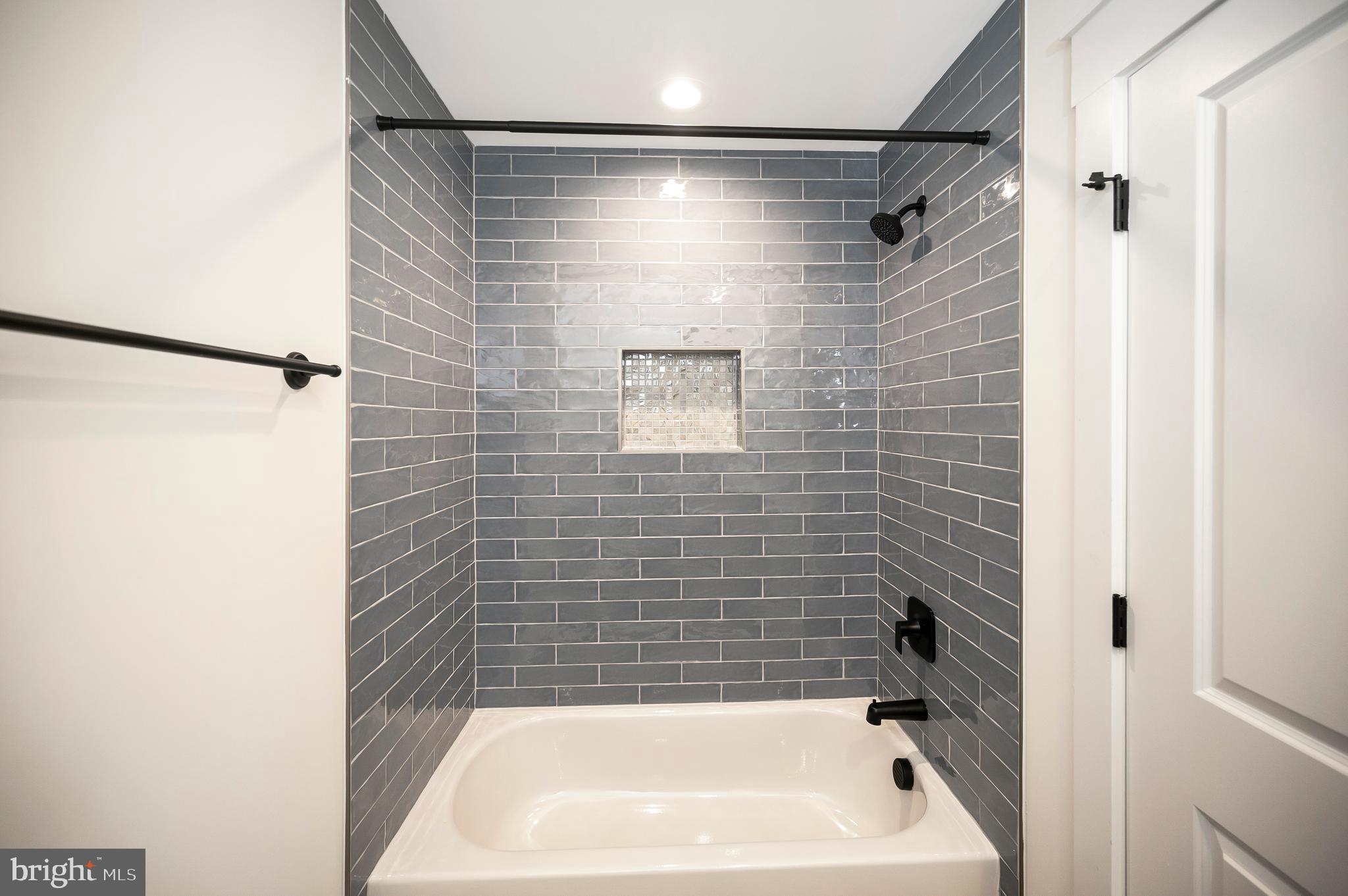 MASSADALE - Residential