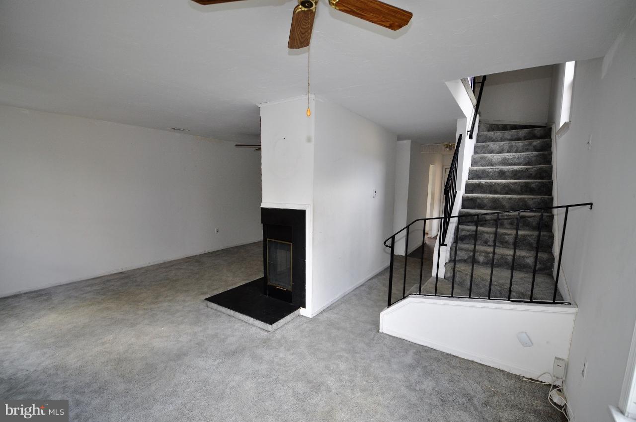 ARBORY CONDOS - Residential