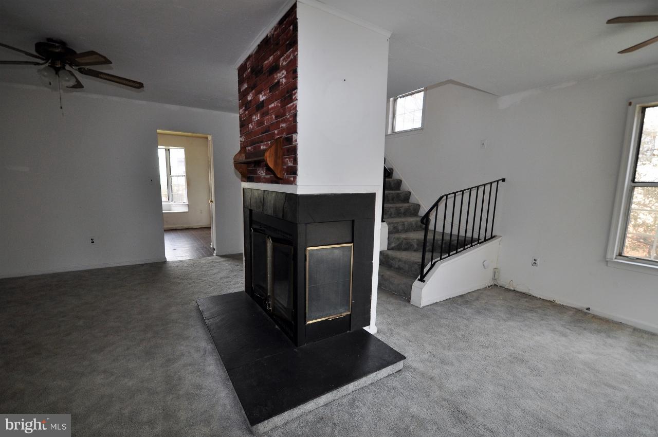 ARBORY CONDOS - Residential