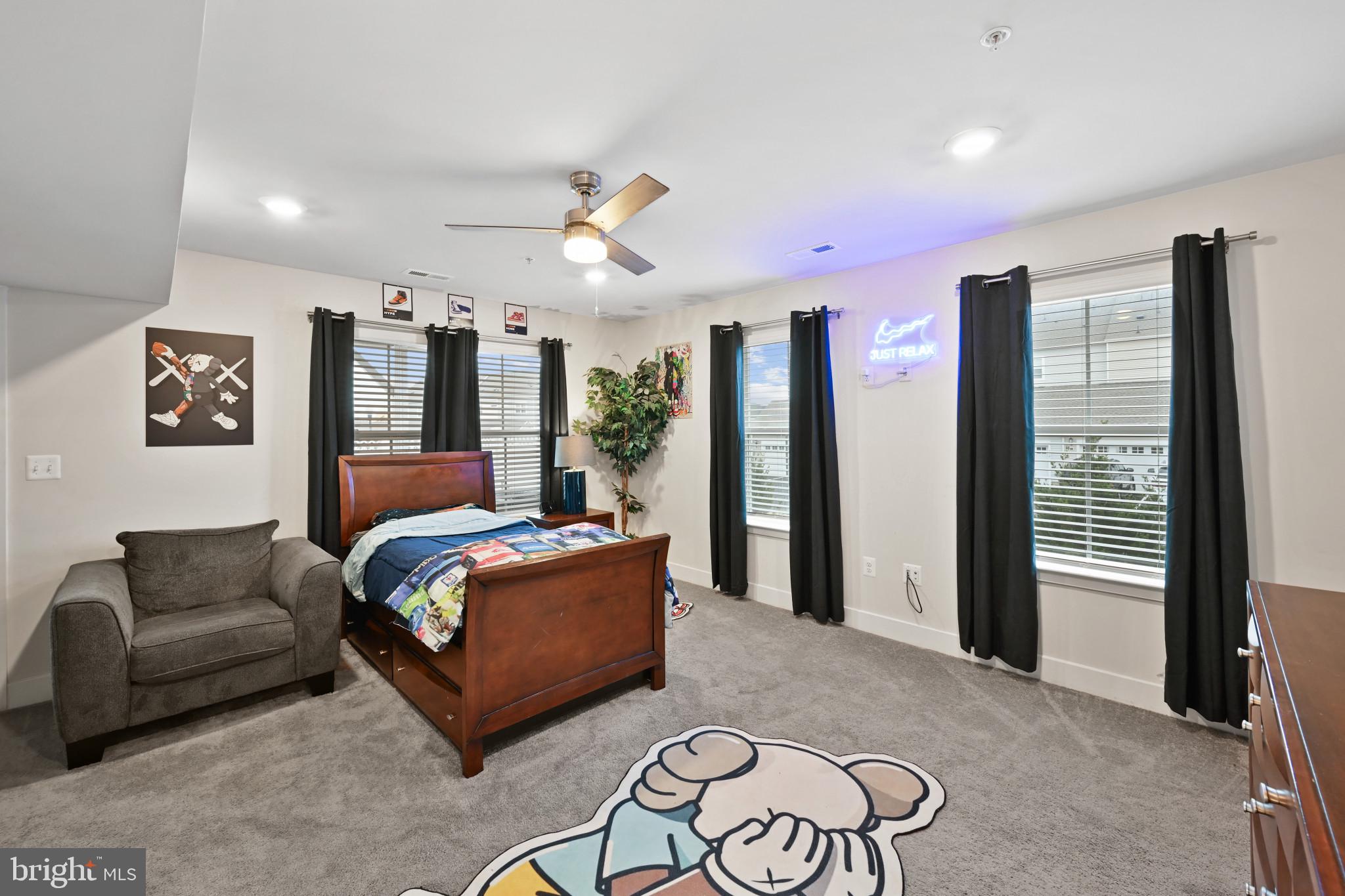 ST CHARLES TOWNS - Residential Lease