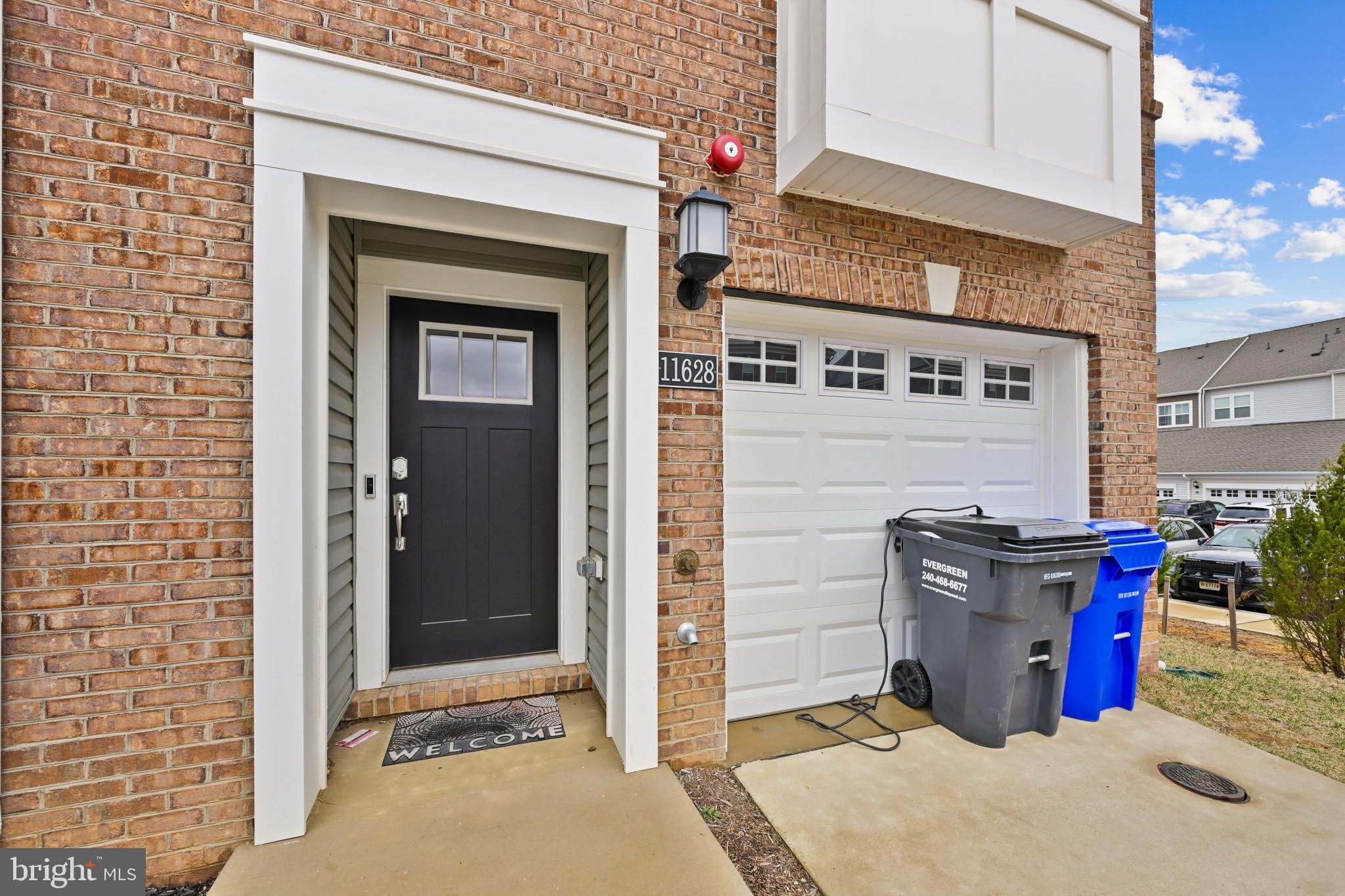 ST CHARLES TOWNS - Residential Lease