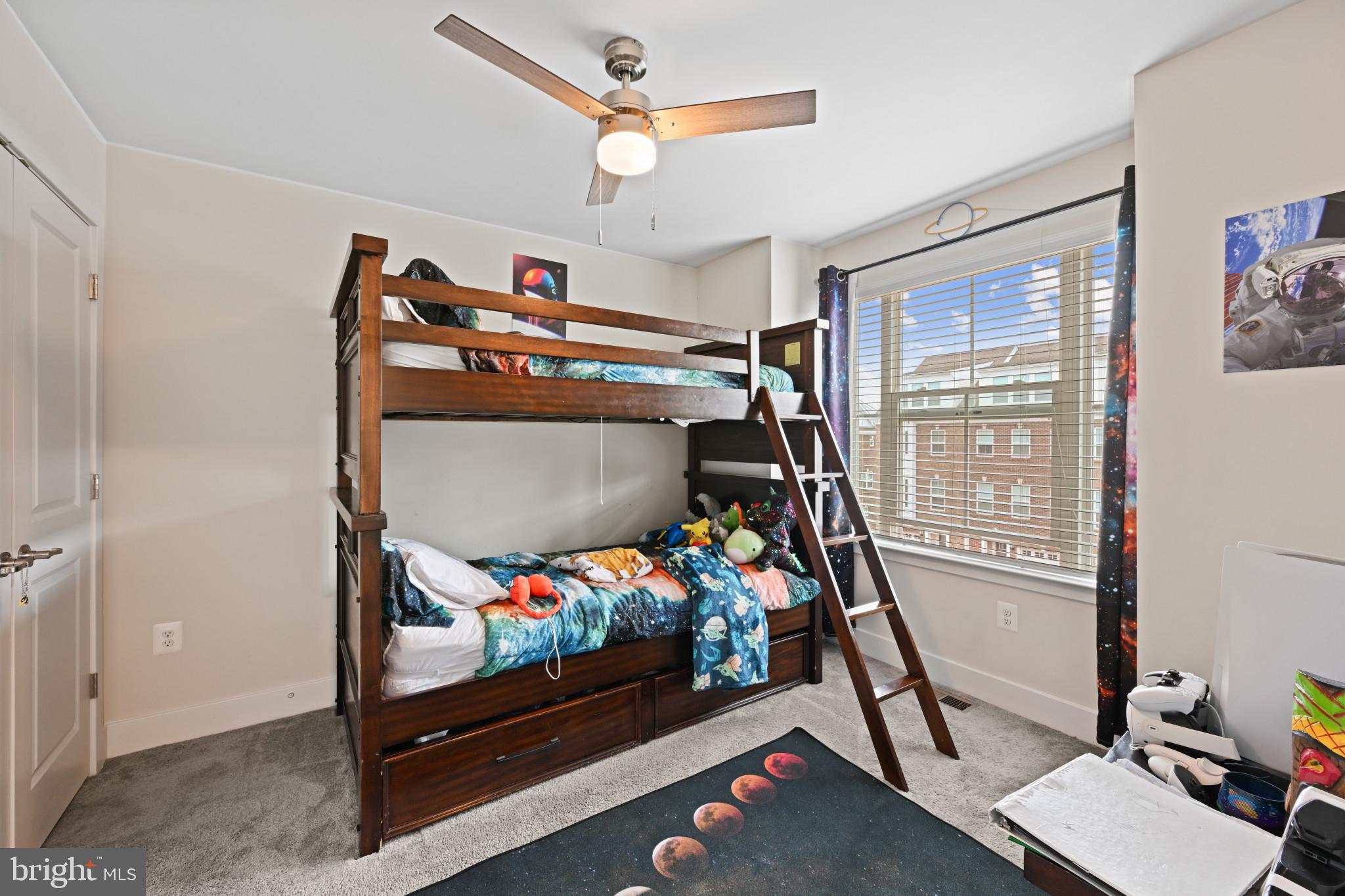 ST CHARLES TOWNS - Residential Lease