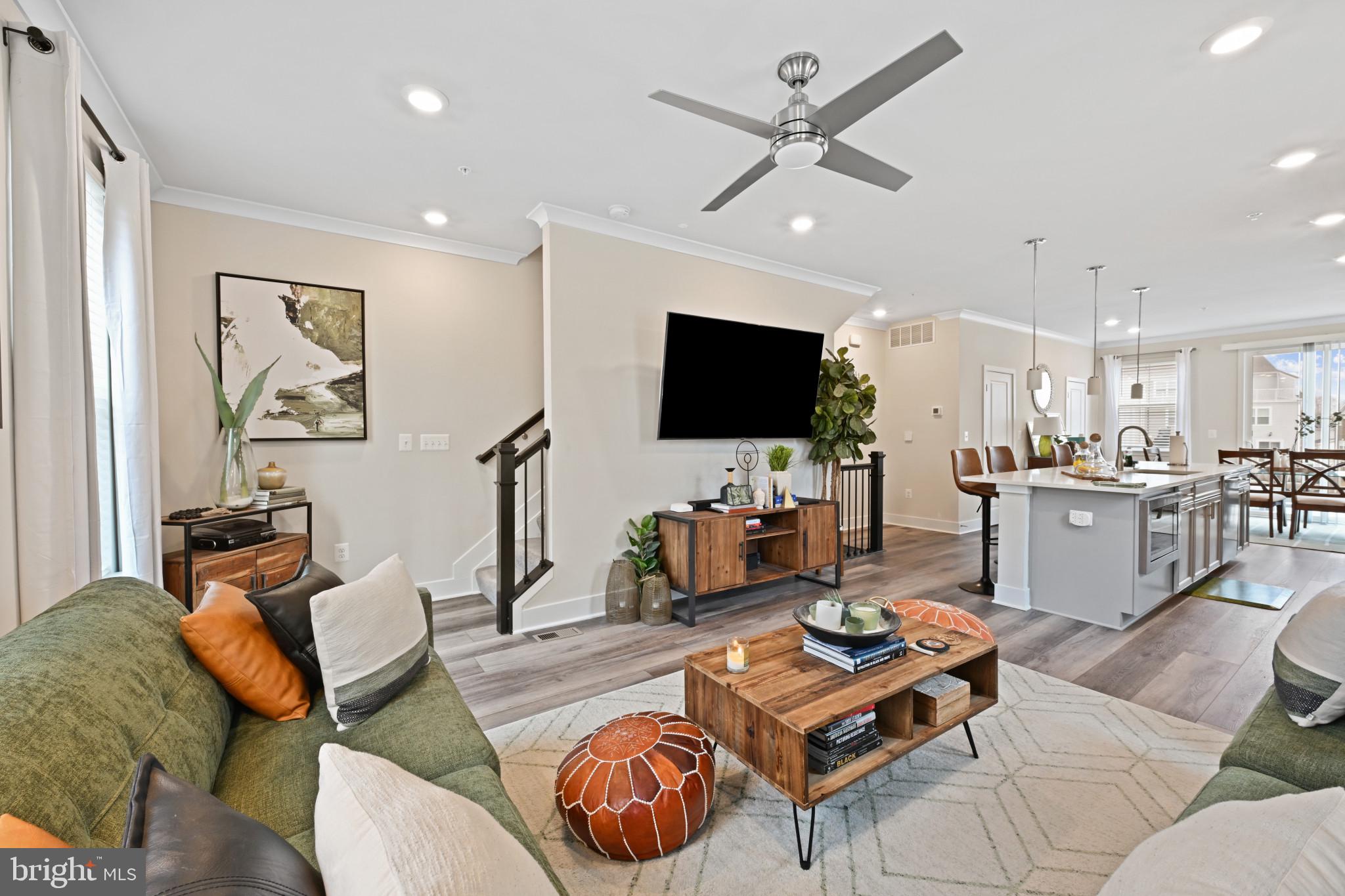 ST CHARLES TOWNS - Residential Lease