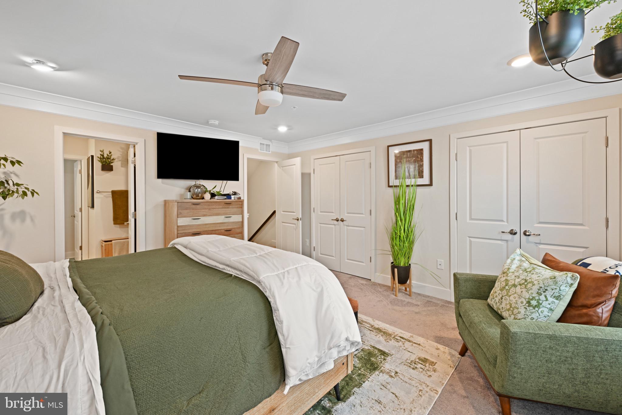 ST CHARLES TOWNS - Residential Lease