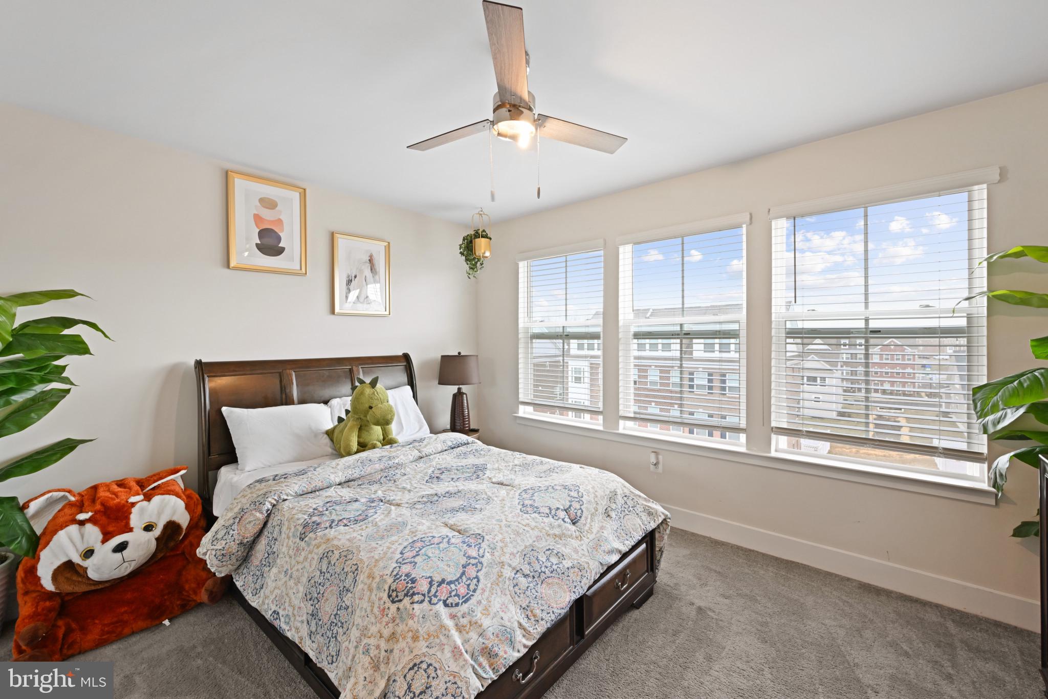 ST CHARLES TOWNS - Residential Lease