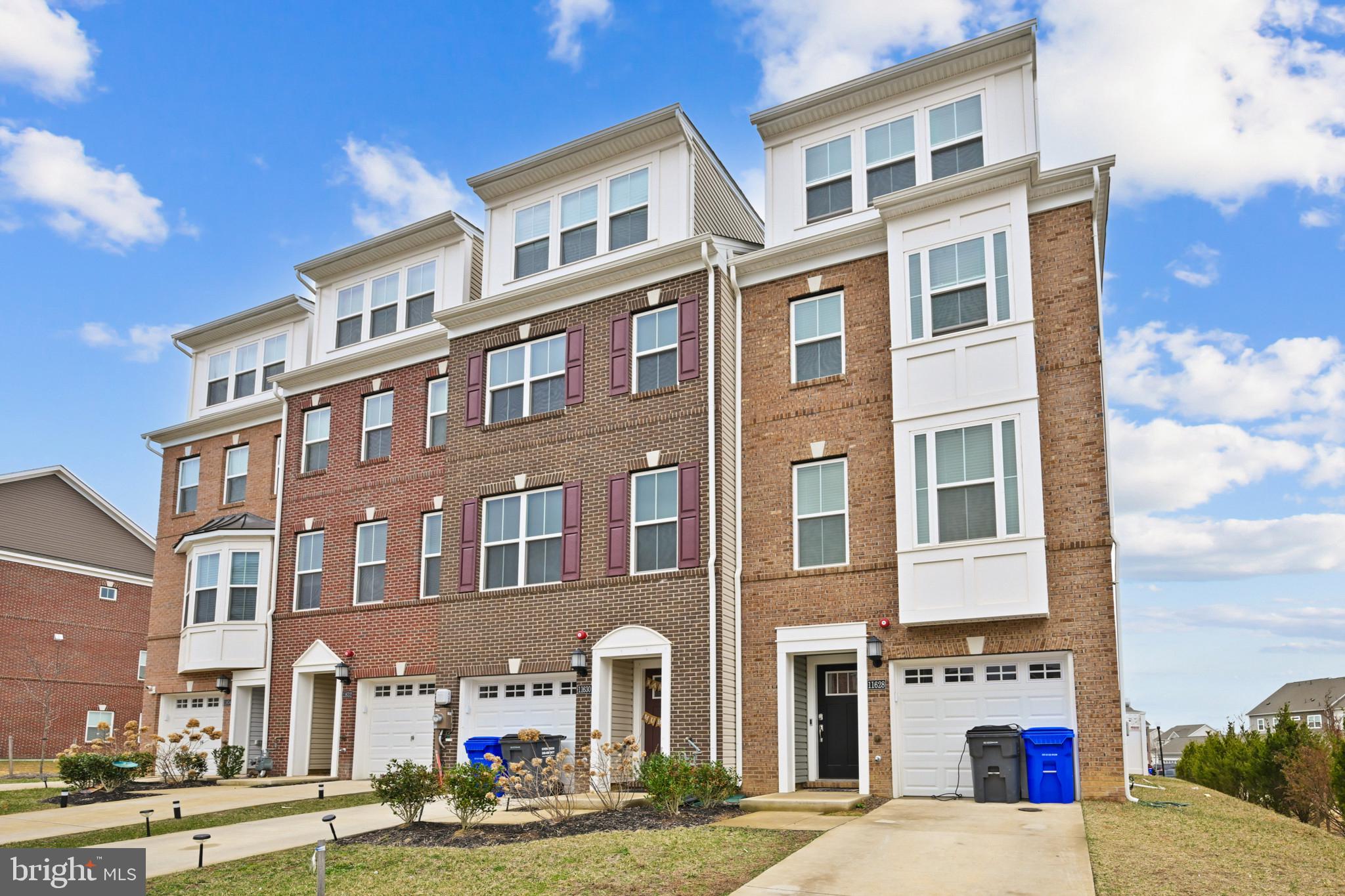 ST CHARLES TOWNS - Residential Lease