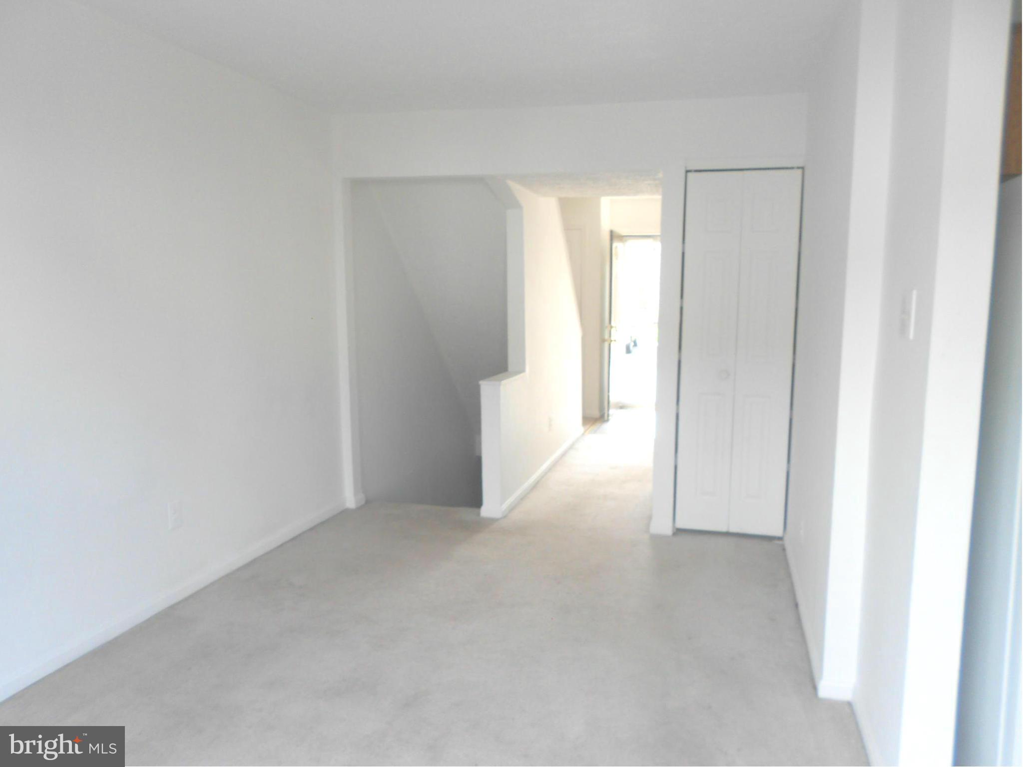 RICHARDSON MEWS - Residential Lease