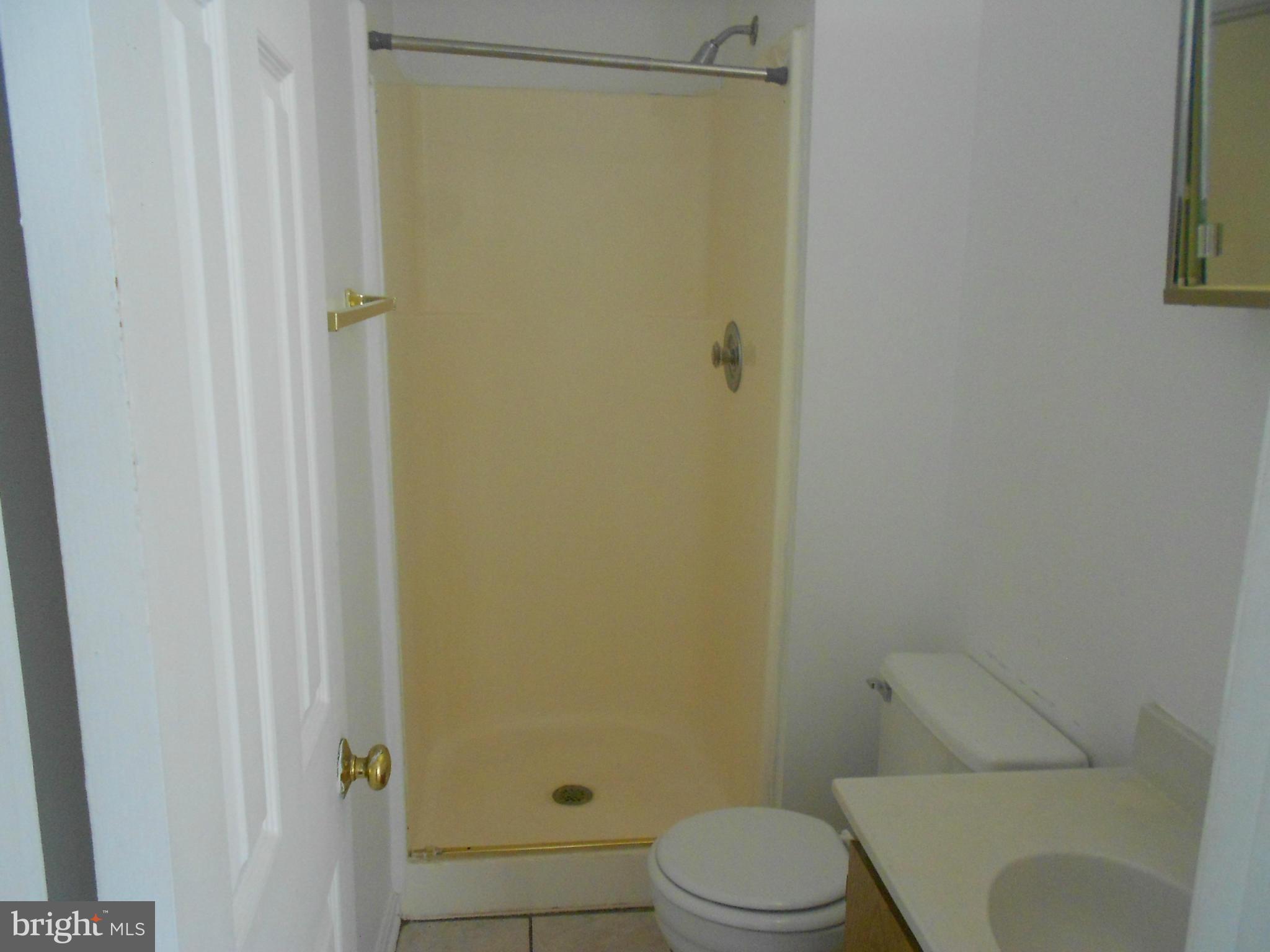 RICHARDSON MEWS - Residential Lease