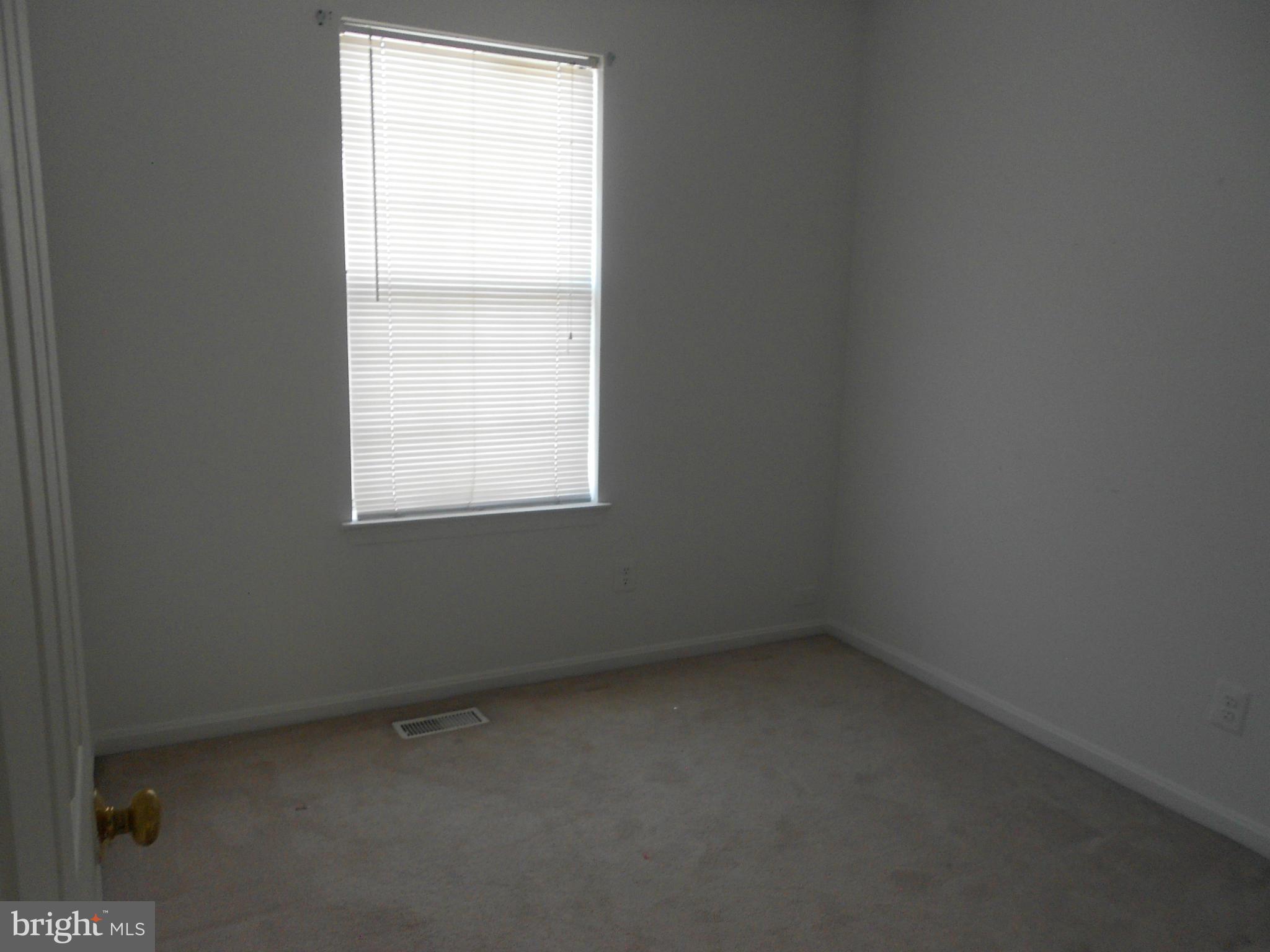 RICHARDSON MEWS - Residential Lease