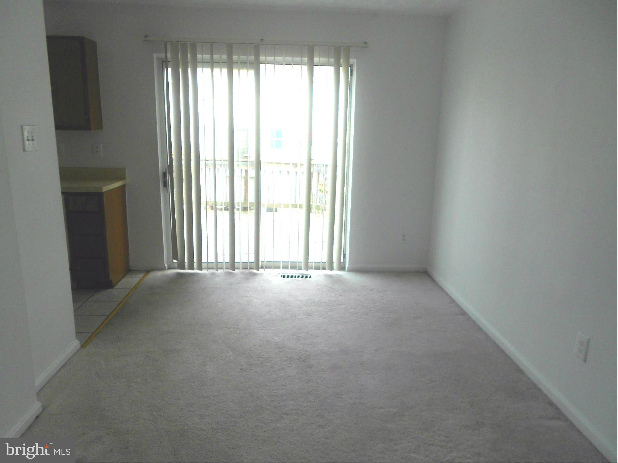 RICHARDSON MEWS - Residential Lease