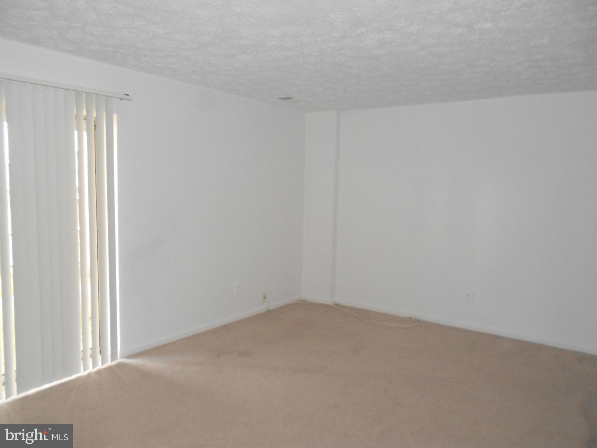 RICHARDSON MEWS - Residential Lease