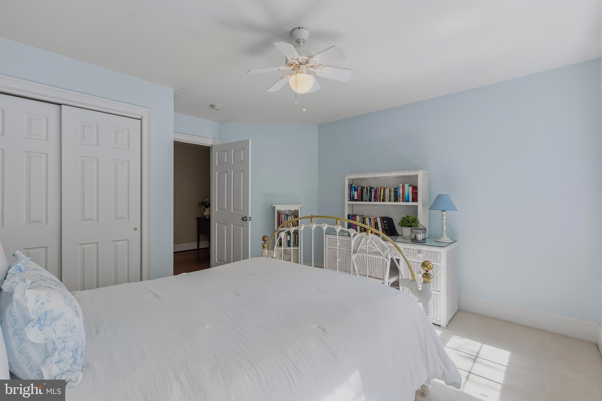 CHERRY CREEK - Residential