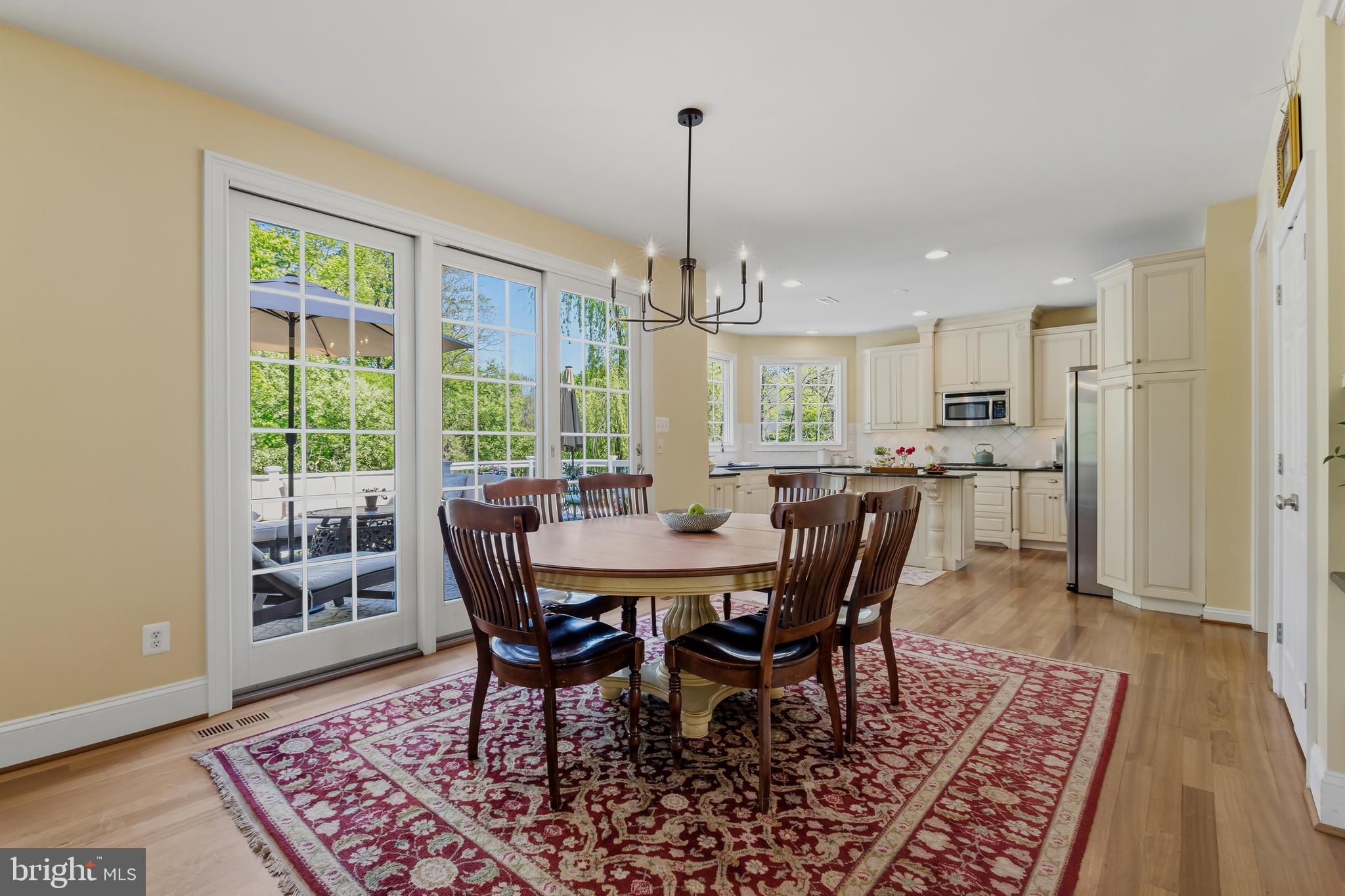 CHERRY CREEK - Residential