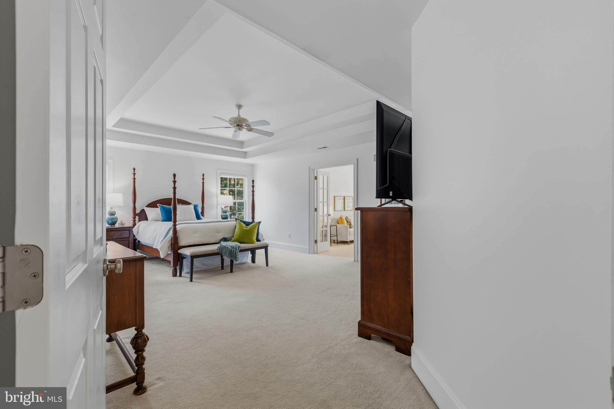 CHERRY CREEK - Residential