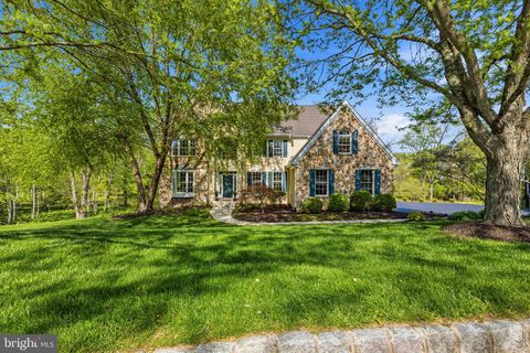 Photo of 19 W Branch Lane, WEST CHESTER, PA 19382 (MLS # PADE2114906)