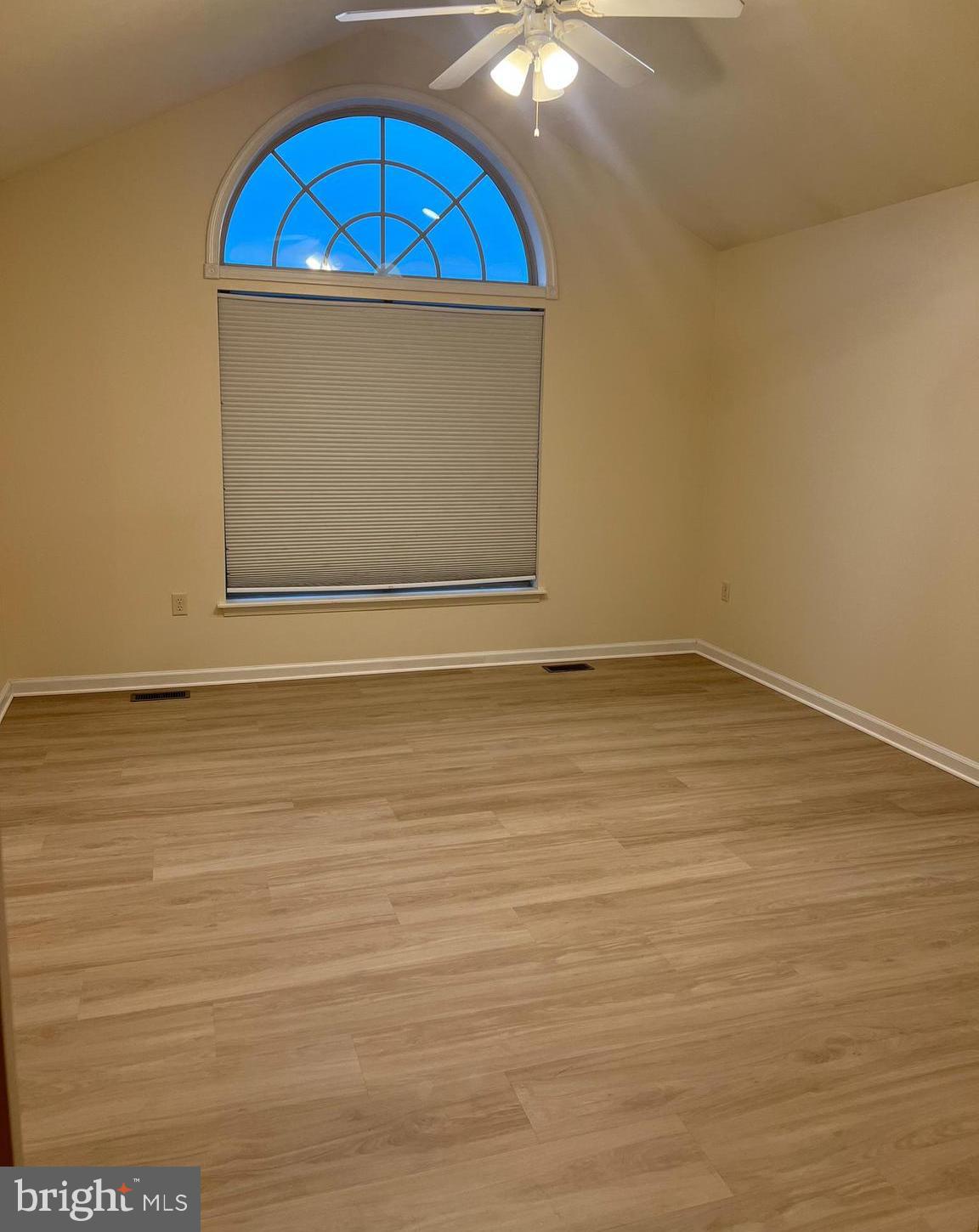 NICHOLSON SQUARE - Residential Lease