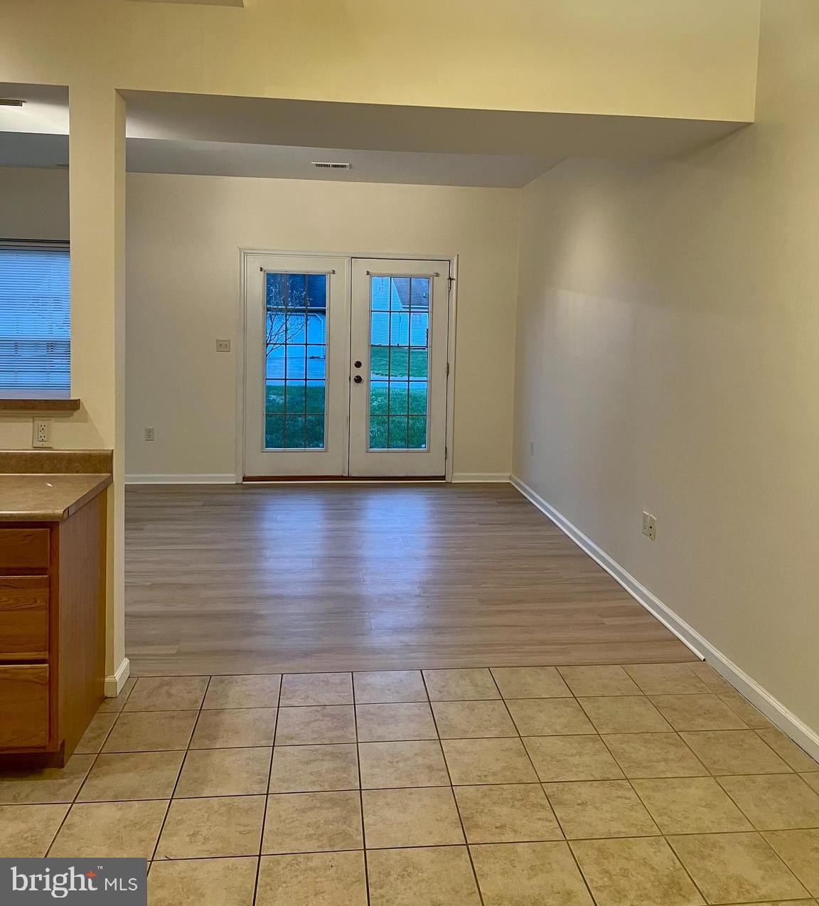 NICHOLSON SQUARE - Residential Lease