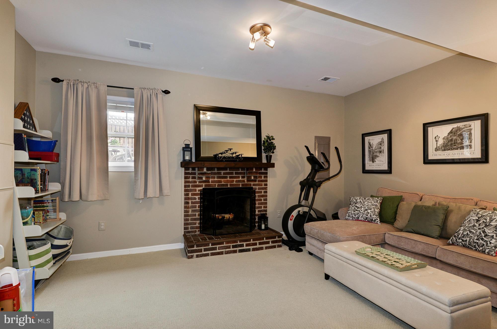 CHAPEL HILL - Residential