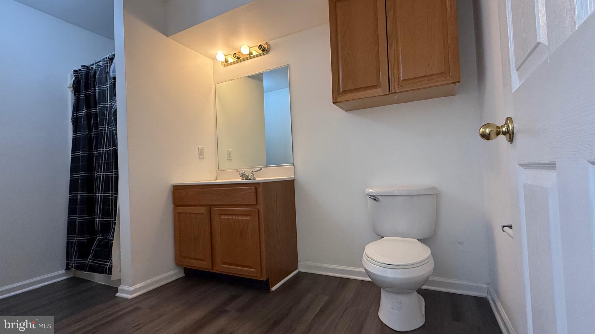 220 N CENTRE STREET SUITE 2